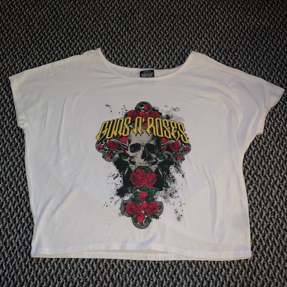 ❌SOLD 🍋3 for $20 Guns N’ Roses graphic white tee - Picture 5 of 6